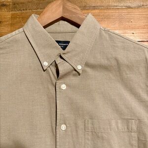 Club Monaco Men's Green Long Sleeve Button-Down Shirt (Size S)